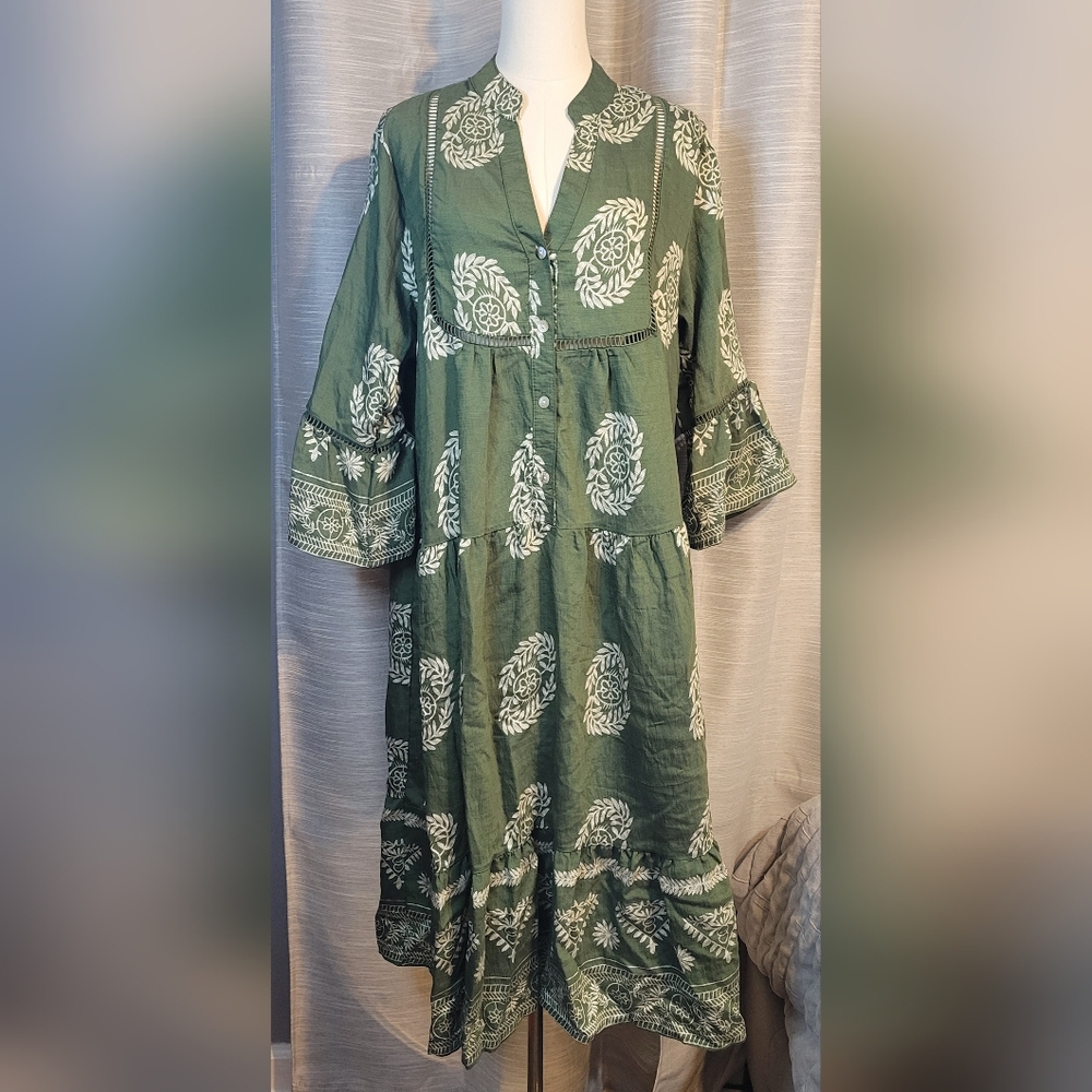 Boho Long Sleeve Green Dress with Floral Design